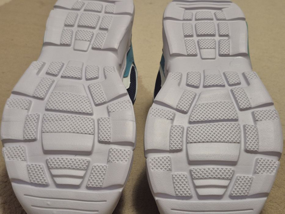 Кроссовки Fashion