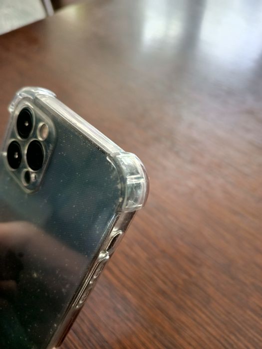 Etui Iphone 16 pro, 14 pro, 15 pro, 15 pro max futerał case Airbag