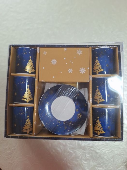 Chávenas com Motivo Natal
