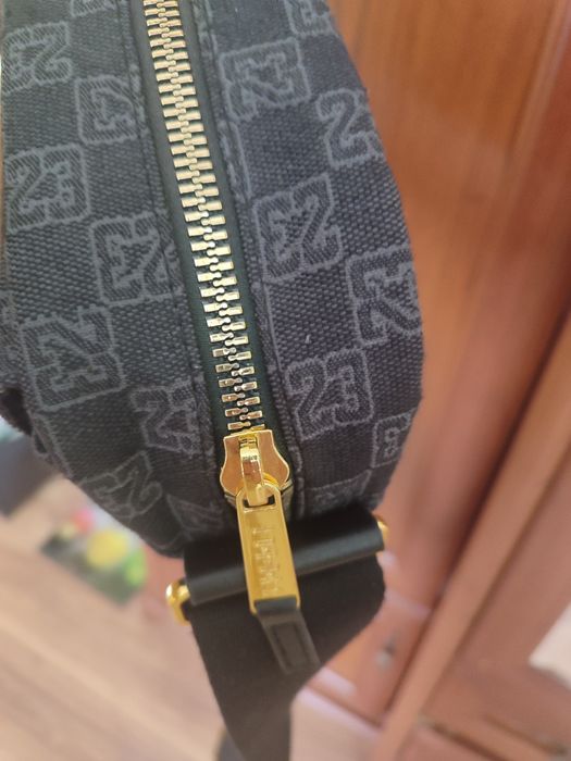 Барсетка чоловіча