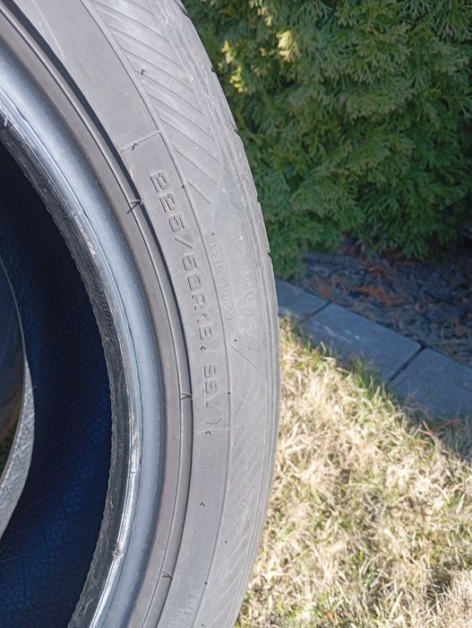 Opony Goodyear Efficientgrip 225/50r18