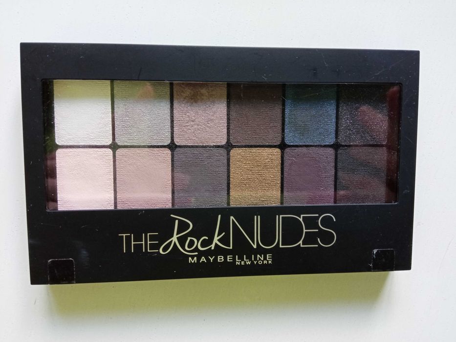 Maybelline New York, The Rock Nudes, paleta 12 cieni do powiek