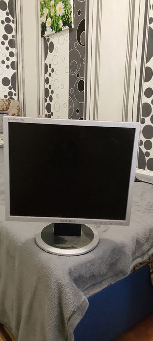 Как новый Манитор Самсунг
