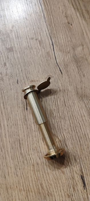 Wizjer judasz do drzwi