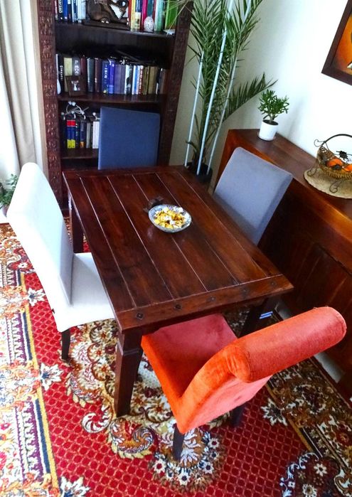 Orientalny stół Indyjski z 4 nowymi ślicznymi krzesłami z AlmiDecor