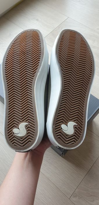 Trampki r.36 khaki stan idealny