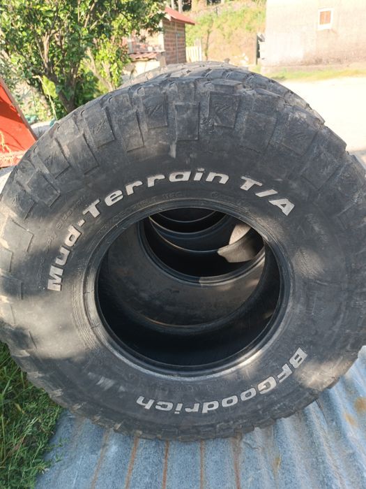 Pneus bf goodrich mud terrain 33/10.5/15