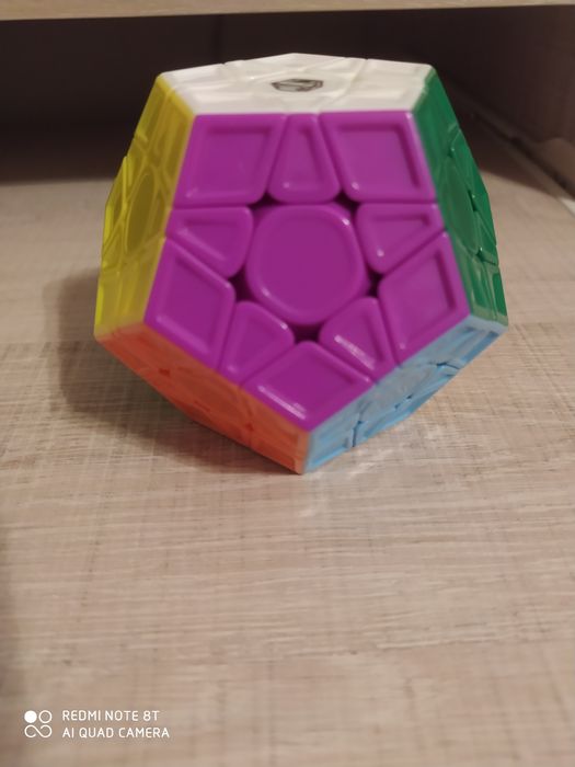 Kostka rubika megaminx