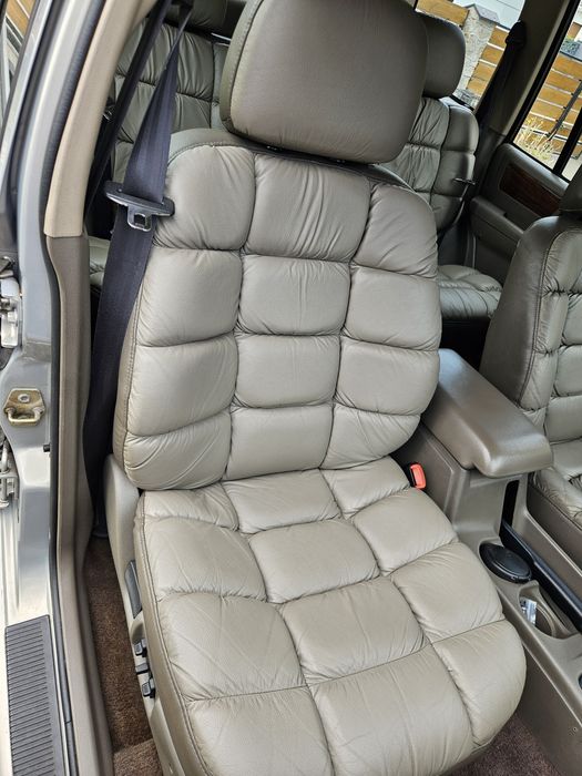 JEEP Cherokee 5.2 V8 Szwajcaria  Limited