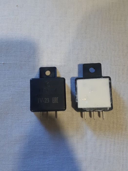 Реле поворотов Минск 12V