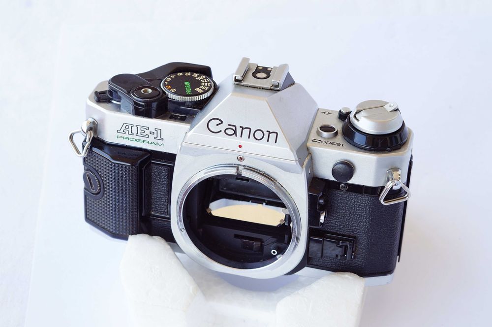 Aparat Canon AE-1 PROGRAM sprawny ładny