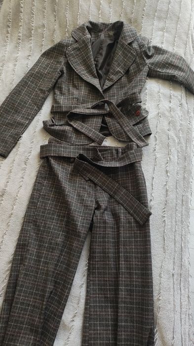 Garnitur damski S elegancki do pracy