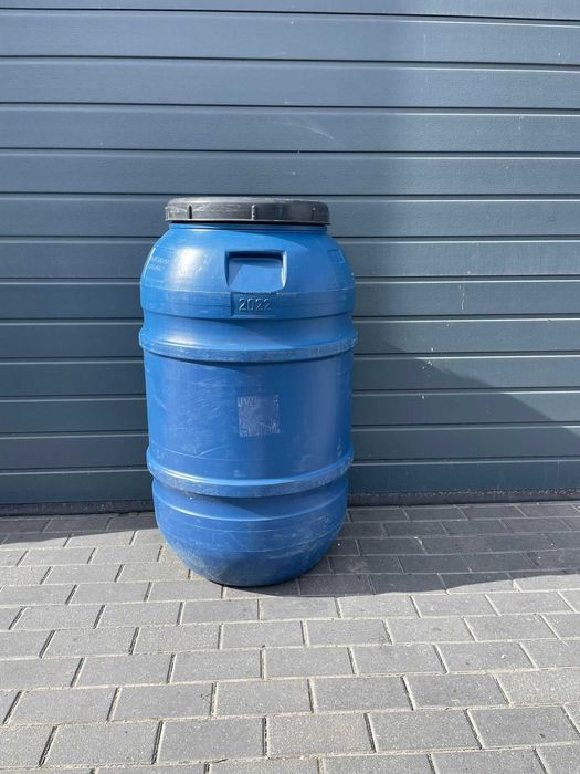 beczka-220l-plastikowa-beczki-200-l-wode-podlewanie-deszczowka-200l