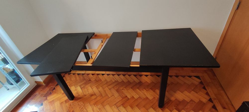 Mesa de jantar Ikea Bjursta