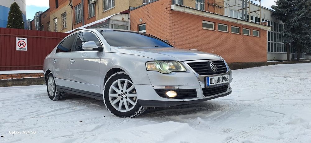 Фольксваген Пасат  В6