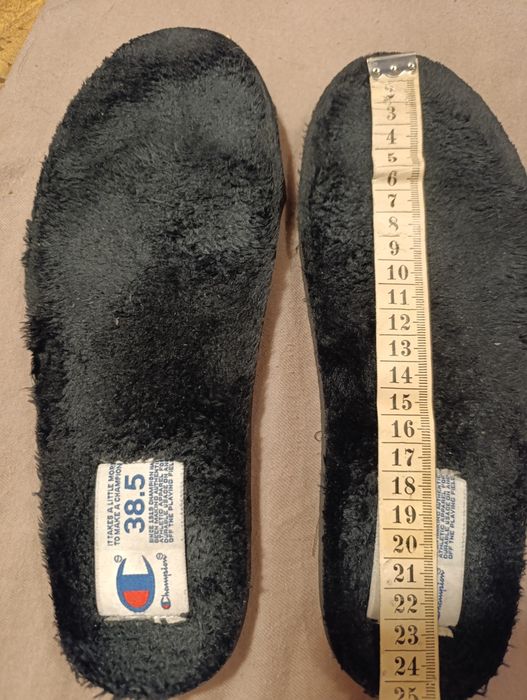 Buty champion , oryginalne . Długość wkładki 24.7