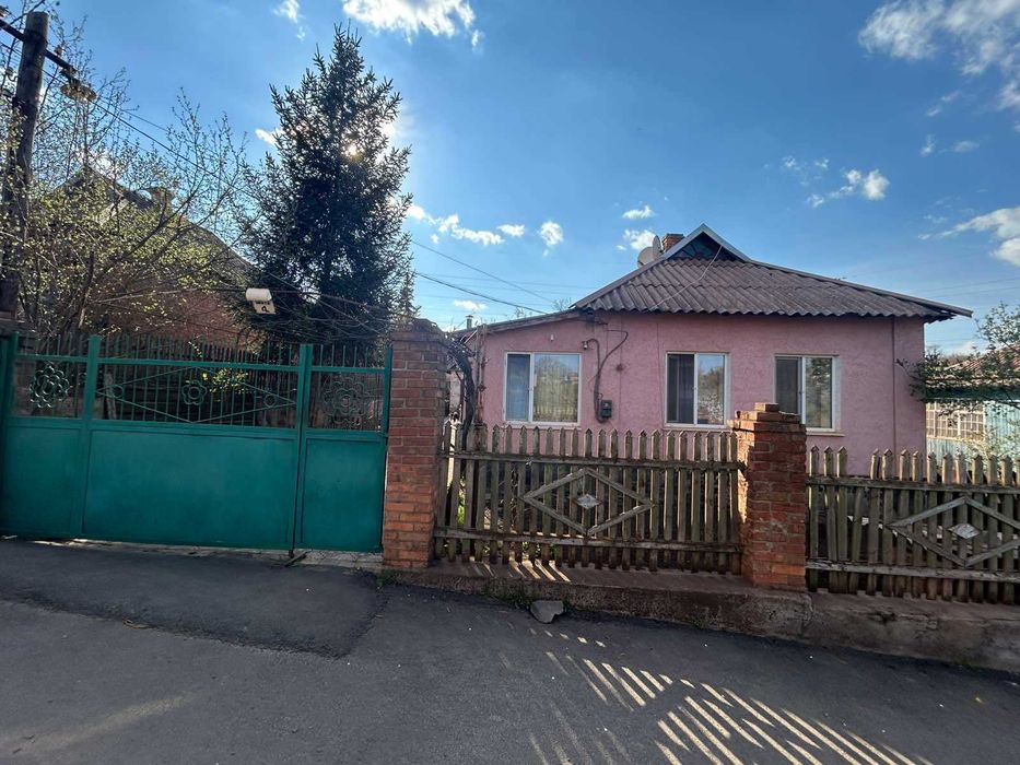 Продаж затишного будинку в Саксаганському районі