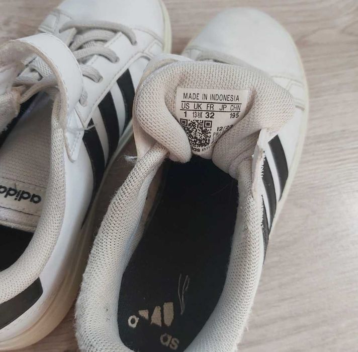 Adidasy adidas 32