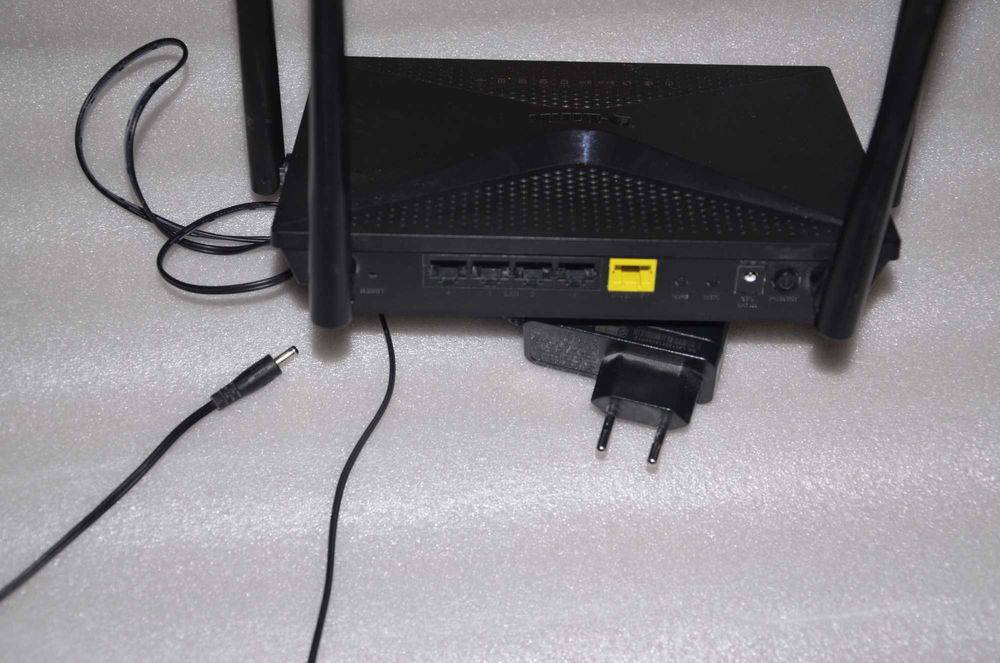 Маршрутизатор/роутер D-Link DIR-853/ USB 3.0/ 1000mb/s