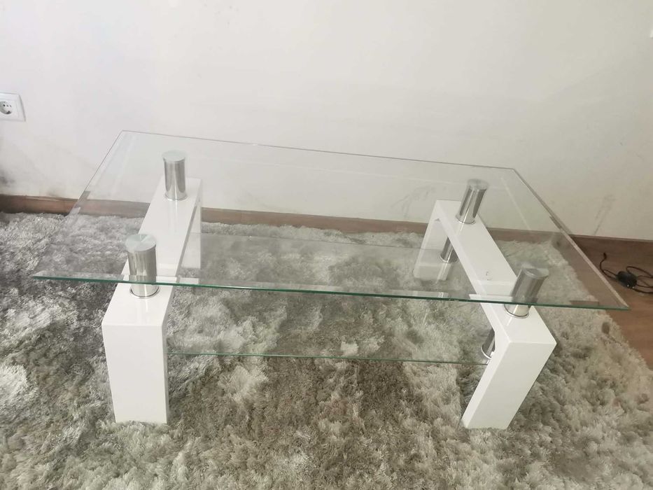 Mesa de centro lindissima como nova