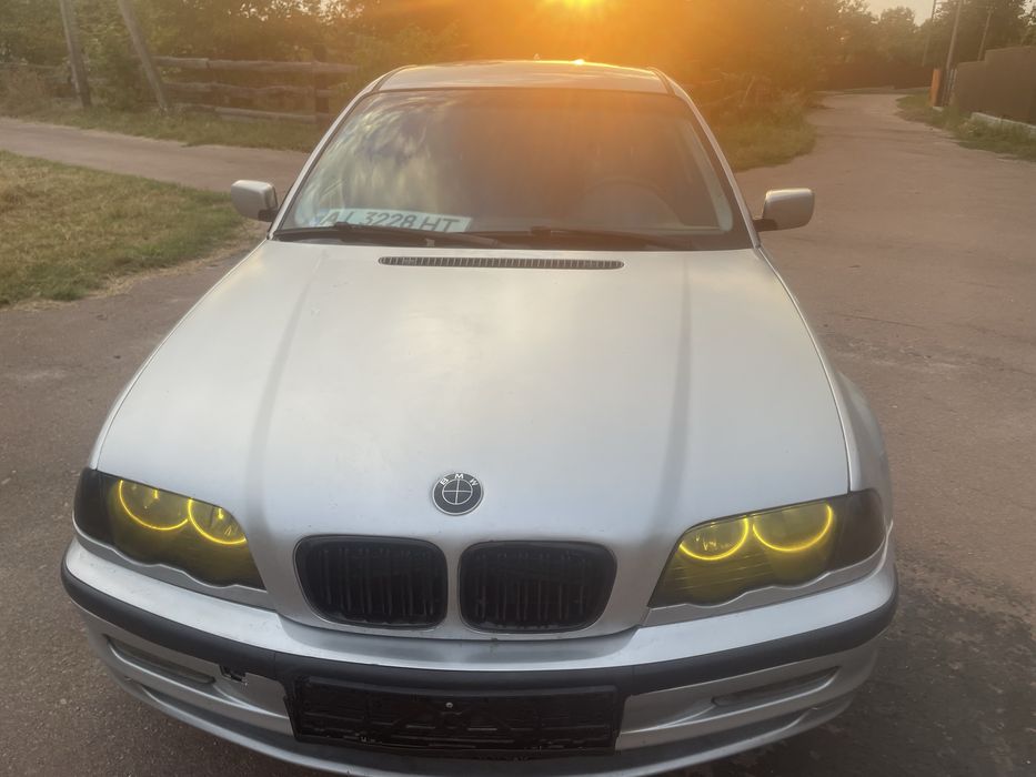 Продам BMW E46 седан