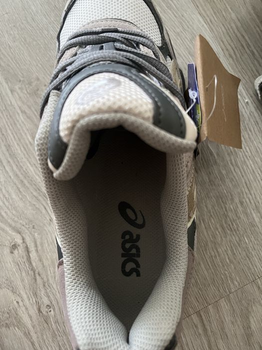 Asics gel nyc beige