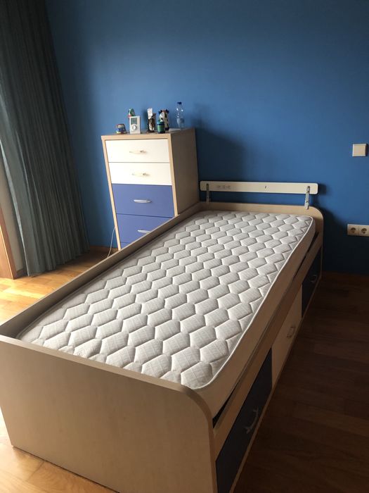 Quarto criança/juvenil/solteiro c/ colchão, camiseiro e secretária