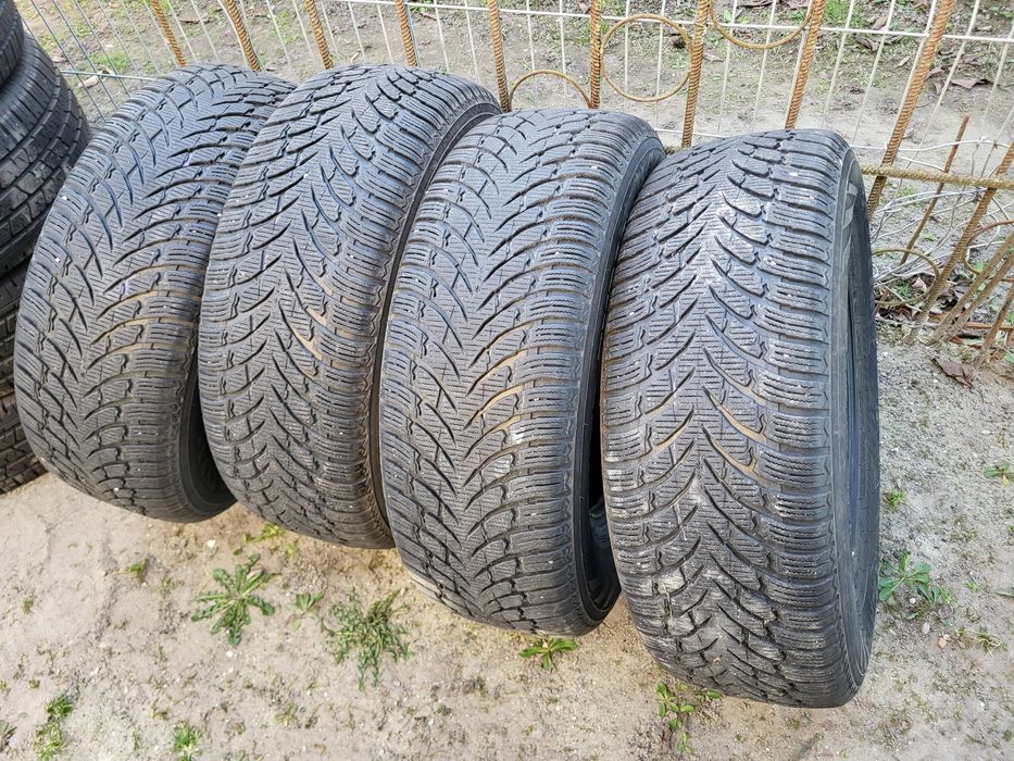 Komplet 4x opon Continental  255/70 R16 w idealnym stanie . Jak nowe