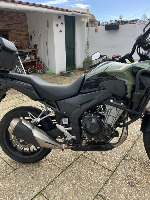 Honda 500X de 2023, com extras incluido