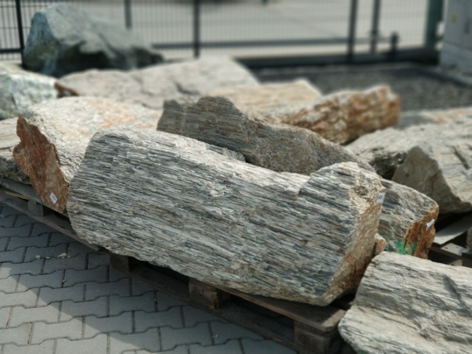 Głazy ogrodowe różne kolory i rozmiary