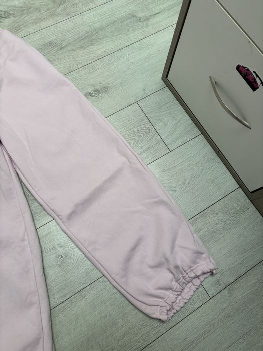 Pudrowy różowe dresy Zara oversize S