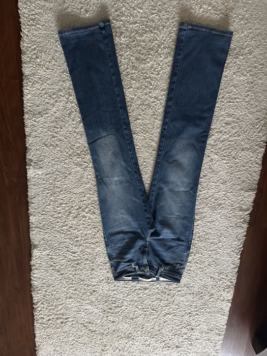 Джинси Guess , розмір 25 , одягала декілька разів, стан нови