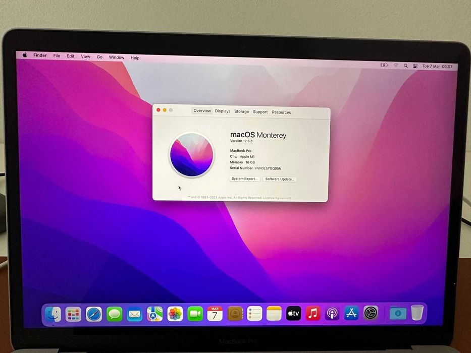 MackBook Pro 13 polegadas com chip M1 (16GB de memória unificada)