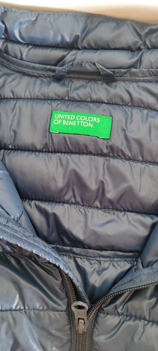 Casaco acolchoado com capuz, como novo.