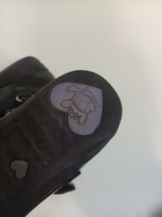 Туфлі для дівчинки в школу