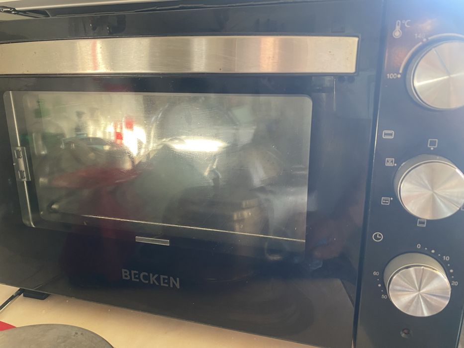 Forno elétrico €30 funcionando perfeitamente