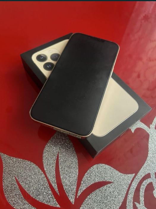 Продам Iphone 13 pro