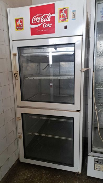 Chłodnie witryna dżwi szklane  duże dzielone lub nie