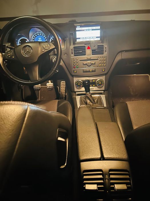 Mercedes Benz C220 CDI