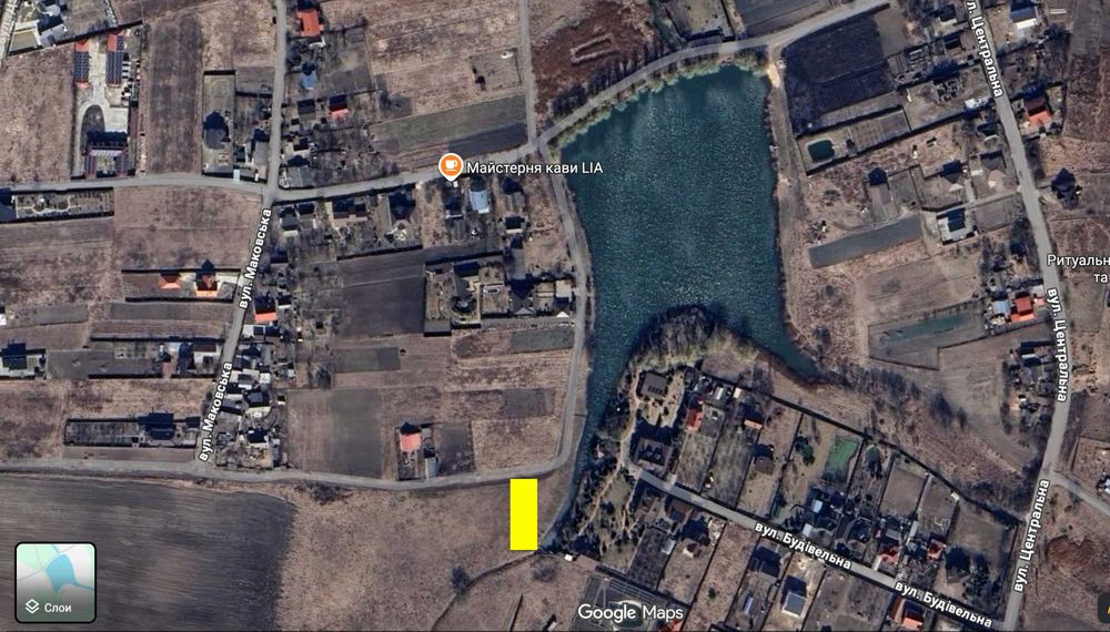 Продам Ділянку 20 соток з Видом на Озеро в Мальовничому Місці.