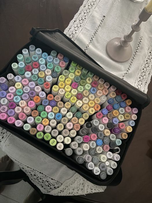 216 canetas ohuhu honululu + 2 canetas de gel posca e gelly roll