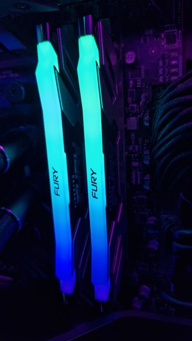 Pamięć Kingston Fury Renegade RGB DDR5 2x 16 GB 32GB 6400MHz CL32