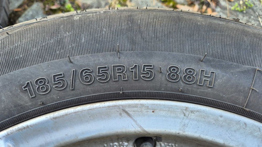 4x kola na oponach letnich 4x100 Et44 R15