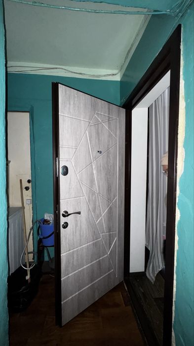 Продам 2 комнаты в общежитии