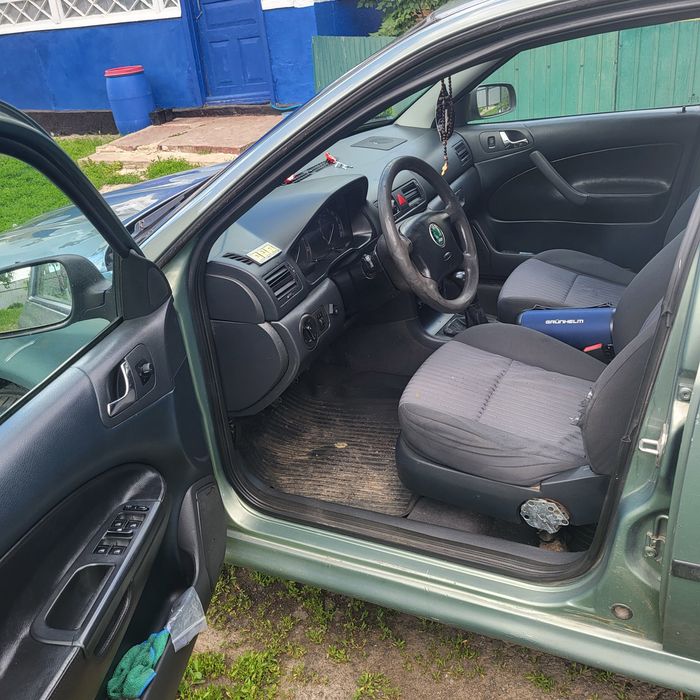 Skoda Octavia 2003 VIN TMBBL41U138702603 фото оголошення 5 з 8