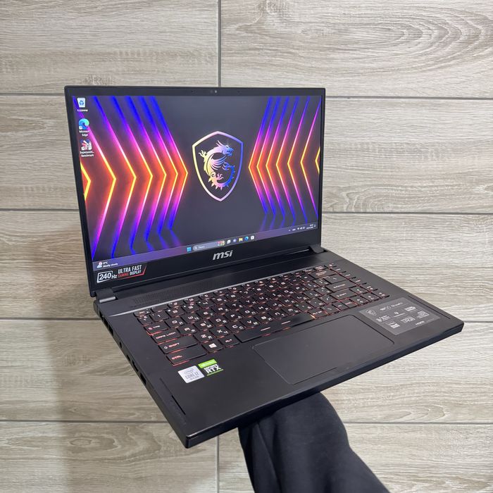 Ігровий ноутбук MSI i7 10750, Rtx 2060, 240Hz