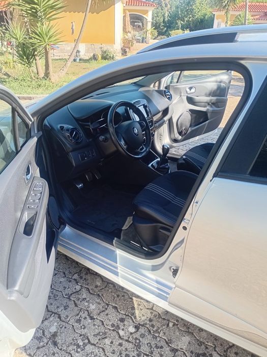Renult Clio Sport Tourer 1.5 Dci GT Line — photo 2