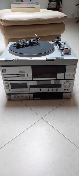 Aparelhagem Akai completa