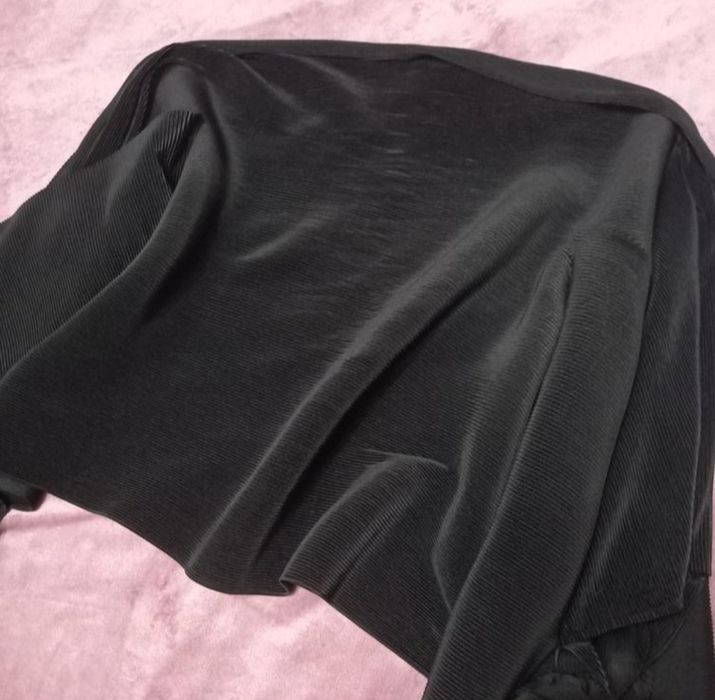 кардиган Issey Miyake плісирована блуза жіноча в чорному кольорі