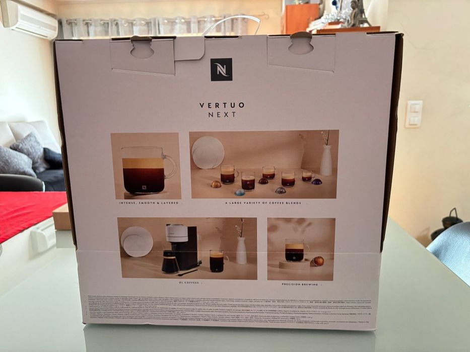 Maquina de café Nespresso Vertuo Next